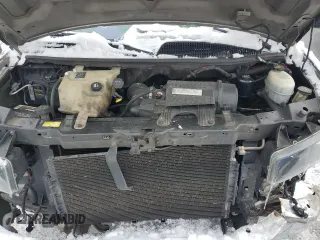 2007 Chevrolet Express Passenger z VIN 1GAHG39U471178707, wystawiony jako Copart lot #86510224 z przebiegiem Nie podano mil oraz Szkoda całkowita • Salvage title. Historia ofert i sprzedaży dostępna na DreamBid. Obrazek 13.