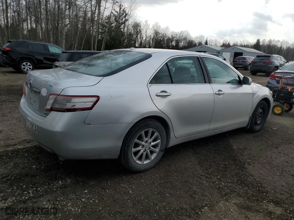 2011 Toyota Camry Hybrid with VIN 4T1BB3EK7BU134252, listed as a Copart auction lot 52684625 with 380,455 mi miles and Clean Title. Bid and sale history available at carsss.com. Image 3.