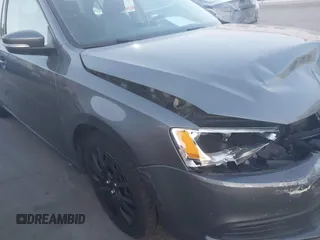 2011 Volkswagen Jetta SE с VIN 3VWBX7AJ2BM108055, выставлен на аукционе IAAI как лот 41859245 с пробегом 150 157 миль миль и . История ставок и продаж доступна на DreamBid. Изображение 12.