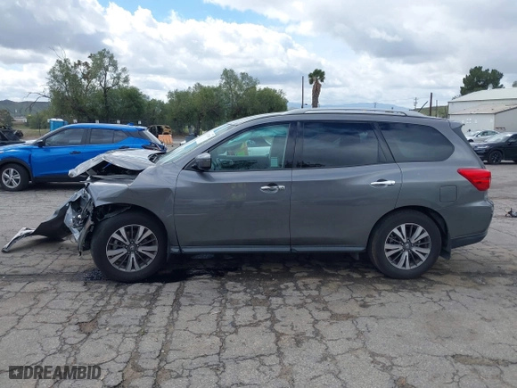 2017 Nissan Pathfinder SV with VIN 5N1DR2MN5HC903100, listed as a IAAI auction lot 41721305 with 108,793 mi miles. Bid and sale history available at carsss.com. Image 14.