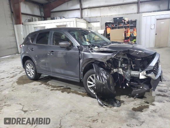 2025 Mazda CX-5 2.5 S Preferred Package with VIN JM3KFBCL5S0571972, listed as a Copart auction lot 43577985 with 3,363 mi miles and Salvage Title. Bid and sale history available at carsss.com. Image 4.
