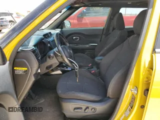 2014 Kia Soul + with VIN KNDJX3A52E7028473, listed as a Copart auction lot 61530074 with 143,328 mi miles and Salvage Title. Bid and sale history available at DreamBid. Image 7.