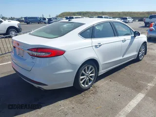 2017 Ford Fusion SE with VIN 3FA6P0H72HR126112, listed as a IAAI auction lot 39463852 with 63,527 mi miles and . Bid and sale history available at DreamBid. Image 4.