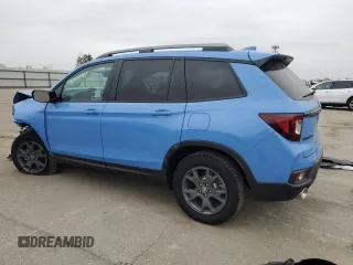 2025 Honda Passport TrailSport z VIN 5FNYF8H65SB002839, wystawiony jako Copart lot #52984215 z przebiegiem 469 mil mil oraz Szkoda całkowita • Salvage title. Historia ofert i sprzedaży dostępna na DreamBid. Obrazek 2.