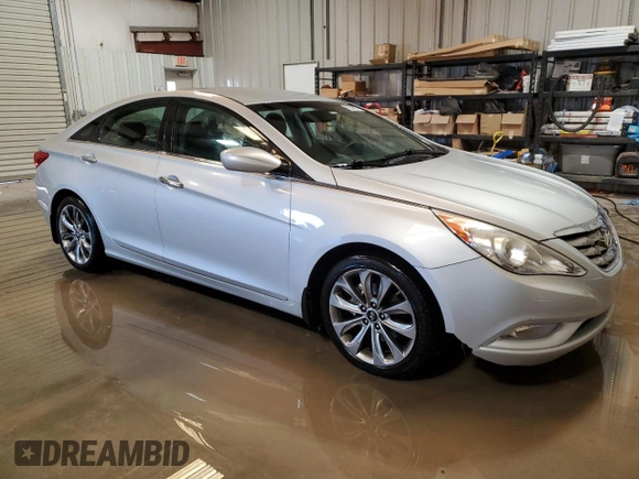 2011 Hyundai Sonata SE with VIN 5NPEC4AB6BH256346, listed as a Copart auction lot 43411485 with 147,336 mi miles and Clean Title. Bid and sale history available at DreamBid. Image 4.