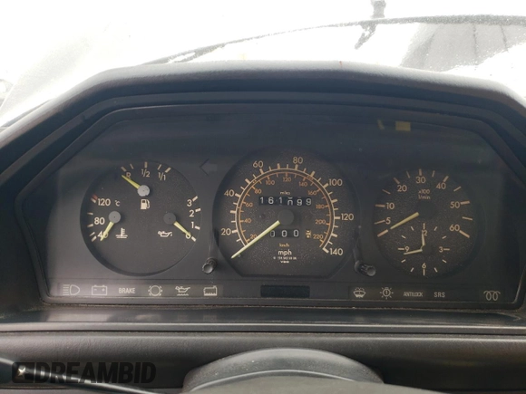 1987 Mercedes-Benz 300 with VIN WDBEB33D0HA432026, listed as a Copart auction lot 48766665 with 161,099 mi miles and Clean Title. Bid and sale history available at DreamBid. Image 9.