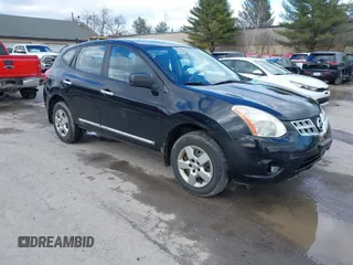 2011 Nissan Rogue S z VIN JN8AS5MV3BW685908, wystawiony jako IAAI lot #41982052 z przebiegiem 153 689 mil mil oraz . Historia ofert i sprzedaży dostępna na DreamBid. Obrazek 1.