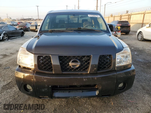 2004 Nissan Titan SE with VIN 1N6AA06A74N547323, listed as a Copart auction lot 41538275 with 220,407 mi miles and Clean Title. Bid and sale history available at carsss.com. Image 5.