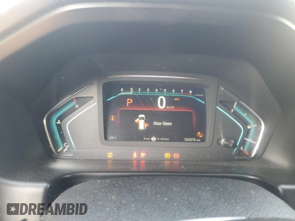 2018 Honda Odyssey Touring with VIN 5FNRL6H87JB510618, listed as a Copart auction lot 62817195 with 360,078 mi miles and Clean title. Bid and sale history available at DreamBid. Image 9.