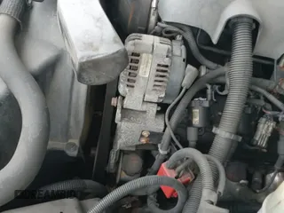 2002 Chevrolet Suburban LS z VIN 1GNFK16Z92J122439, wystawiony jako IAAI lot #41806539 z przebiegiem 403 128 mil mil oraz . Historia ofert i sprzedaży dostępna na DreamBid. Obrazek 12.