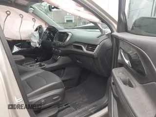 2022 GMC Terrain AT4 with VIN 3GKALYEV1NL198536, listed as a IAAI auction lot 42496284 with 290 mi miles and . Bid and sale history available at DreamBid. Image 5.