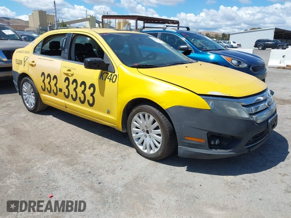 2012 Ford Fusion Hybrid with VIN 3FADP0L31CR284736, listed as a IAAI auction lot 42246142 with 384,612 mi miles and . Bid and sale history available at DreamBid. Image 1.