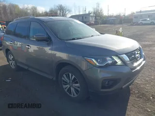 2019 Nissan Pathfinder S with VIN 5N1DR2MN6KC630742, listed as a IAAI auction lot 42081252 with 118,448 mi miles and . Bid and sale history available at DreamBid. Image 1.