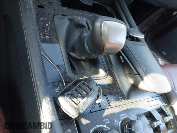 2021 Lexus LX 570 z VIN JTJDY7AX9M4335171, wystawiony jako IAAI lot #41754348 z przebiegiem 32 119 mil mil oraz . Historia ofert i sprzedaży dostępna na DreamBid. Obrazek 11.