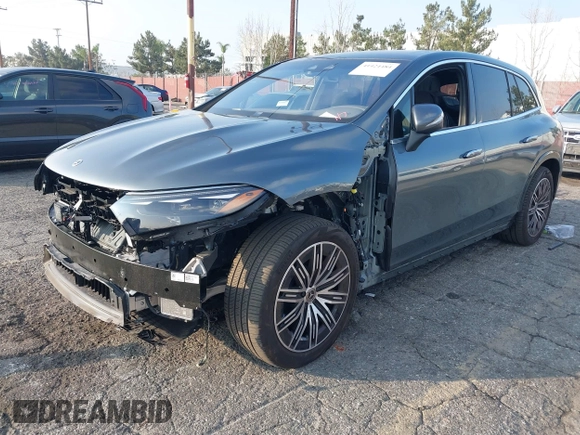 2023 Mercedes-Benz EQS 580 z VIN 4JGDM4EBXPA026161, wystawiony jako IAAI lot #41424484 z przebiegiem Nie podano mil oraz . Historia ofert i sprzedaży dostępna na DreamBid. Obrazek 20.