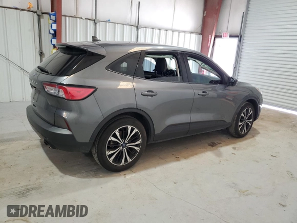 2021 Ford Escape SE with VIN 1FMCU0G69MUA37487, listed as a Copart auction lot 61998435 with 87,810 mi miles and Clean title. Bid and sale history available at DreamBid. Image 3.