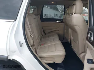 2015 Jeep Grand Cherokee Limited with VIN 1C4RJFBG3FC671803, listed as a IAAI auction lot 41224584 with 110,589 mi miles. Bid and sale history available at carsss.com. Image 8.