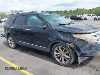 2015 Ford Explorer XLT with VIN 1FM5K7D8XFGB65056, listed as a IAAI auction lot 41853285 with 131,533 mi miles and . Bid and sale history available at carsss.com. Image 12.