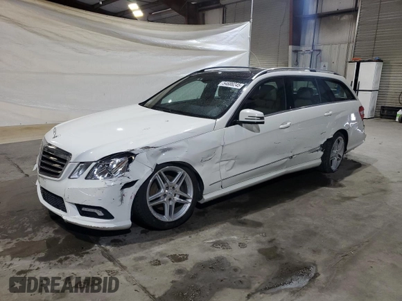 2011 Mercedes-Benz E 350 Luxury with VIN WDDHH8HBXBA299225, listed as a Copart auction lot 54686245 with 114,202 mi miles and Clean Title. Bid and sale history available at DreamBid. Image 1.