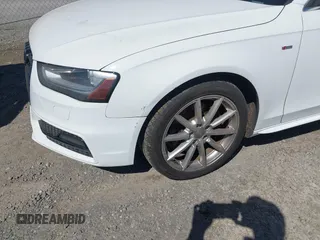 2014 Audi A4 Premium Plus with VIN WAUEFAFL5EN039086, listed as a IAAI auction lot 41770543 with 152,025 mi miles. Bid and sale history available at carsss.com. Image 18.