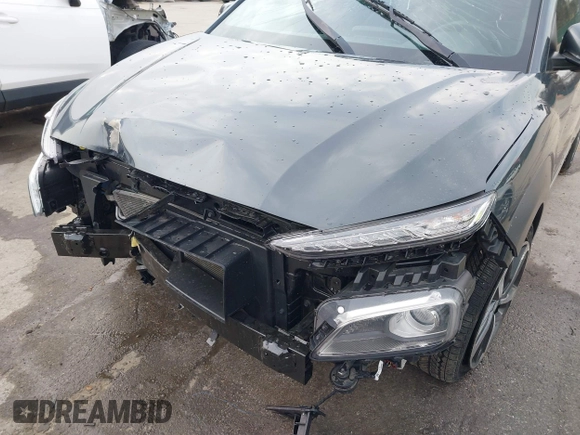 2019 Hyundai Kona Limited with VIN KM8K3CA59KU239307, listed as a IAAI auction lot 41607380 with 42,454 mi miles. Bid and sale history available at carsss.com. Image 6.