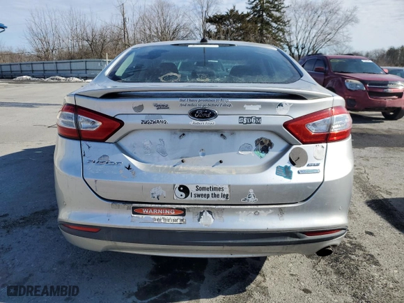 2013 Ford Fusion SE with VIN 3FA6P0HR0DR357389, listed as a Copart auction lot 43189885 with 122,864 mi miles and Clean Title. Bid and sale history available at carsss.com. Image 6.