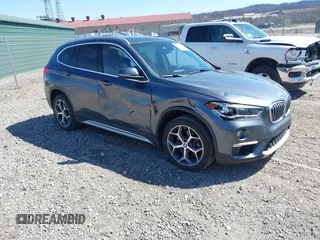 2017 BMW X1 sDrive28i with VIN WBXHU7C37H5H32815, listed as a IAAI auction lot 41837113 with 67,097 mi miles. Bid and sale history available at carsss.com. Image 1.