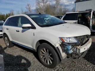 2012 Lincoln MKX with VIN 2LMDJ8JK4CBL17246, listed as a Copart auction lot 50425695 with 135,242 mi miles and Salvage Title. Bid and sale history available at DreamBid. Image 4.