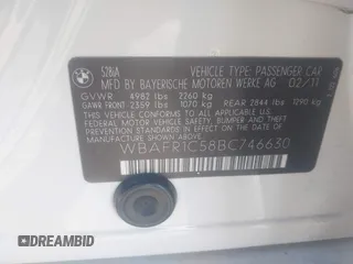 2011 BMW 5 Series 528i with VIN WBAFR1C58BC746630, listed as a IAAI auction lot 41978568 with 178,012 mi miles and . Bid and sale history available at carsss.com. Image 9.