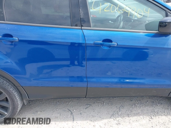 2017 Ford Escape SE with VIN 1FMCU0G94HUE90206, listed as a IAAI auction lot 42069904 with 86,883 mi miles. Bid and sale history available at carsss.com. Image 14.