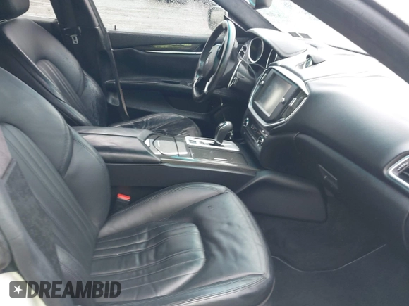 2014 Maserati Ghibli S Q4 z VIN ZAM57RTA9E1077084, wystawiony jako IAAI lot #42283638 z przebiegiem Nie podano mil oraz . Historia ofert i sprzedaży dostępna na DreamBid. Obrazek 5.