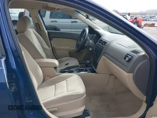 2007 Ford Fusion SE with VIN 3FAHP07117R175015, listed as a IAAI auction lot 41881420 with 217,978 mi miles. Bid and sale history available at carsss.com. Image 5.