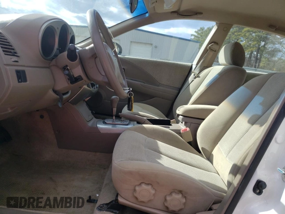 2004 Nissan Altima with VIN 1N4AL11D94C173559, listed as a Copart auction lot 42342595 with 62,943 mi miles and Non repairable. Bid and sale history available at DreamBid. Image 7.