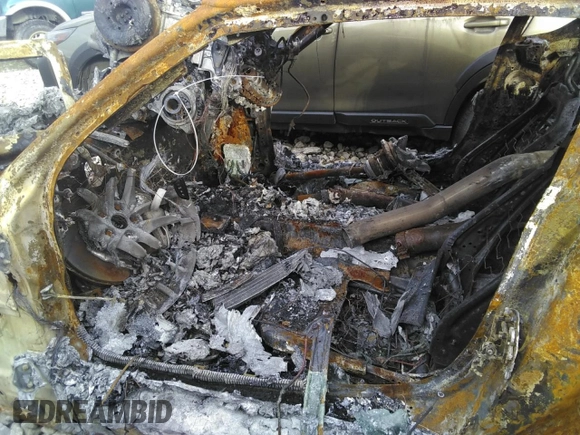 2021 Toyota Supra 3.0 z VIN WZ1DB0C01MW040292, wystawiony jako Copart lot #77190474 z przebiegiem Nie podano mil oraz Nie do naprawy • Non repairable. Historia ofert i sprzedaży dostępna na DreamBid. Obrazek 7.