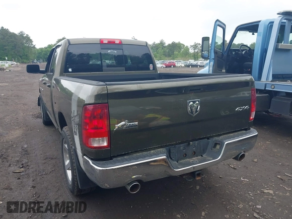 2012 Ram 1500 Big Horn z VIN 1C6RD7GT7CS154905, wystawiony jako IAAI lot #42267549 z przebiegiem 251 589 mil mil oraz . Historia ofert i sprzedaży dostępna na DreamBid. Obrazek 16.
