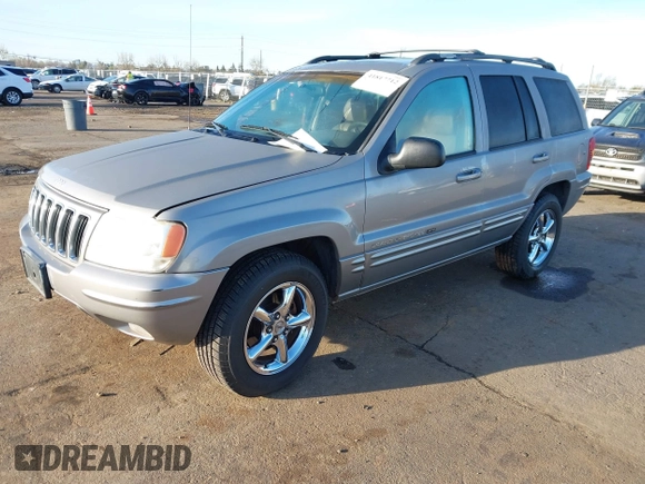 2001 Jeep Grand Cherokee Limited with VIN 1J4GW58N61C670589, listed as a IAAI auction lot 41817712 with 185,905 mi miles. Bid and sale history available at carsss.com. Image 2.