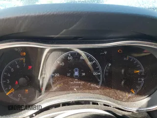 2018 Jeep Grand Cherokee Limited z VIN 1C4RJFBG4JC349230, wystawiony jako Copart lot #56795845 z przebiegiem 110 165 mil mil oraz Szkoda całkowita • Salvage title. Historia ofert i sprzedaży dostępna na DreamBid. Obrazek 9.