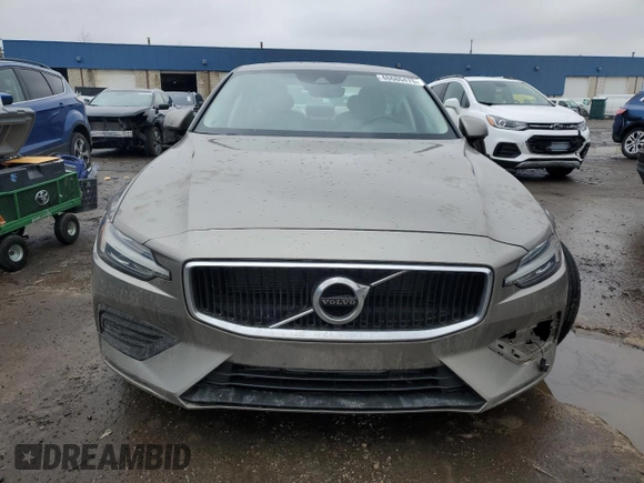 2019 Volvo S60 Momentum with VIN 7JR102FK6KG005305, listed as a Copart auction lot 46680475 with 69,591 mi miles and Salvage Title. Bid and sale history available at carsss.com. Image 5.