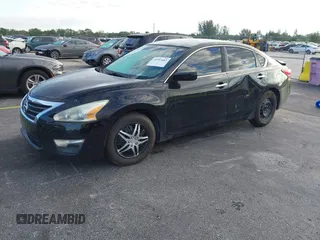 2015 Nissan Altima 2.5 S with VIN 1N4AL3AP9FN918503, listed as a IAAI auction lot 41997883 with 111,336 mi miles. Bid and sale history available at carsss.com. Image 2.