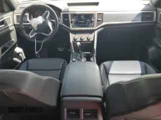 2020 Volkswagen Atlas SE z VIN 1V25E2CA9LC217670, wystawiony jako Copart lot #61438655 z przebiegiem 55 391 mil mil oraz Nie do naprawy • Non repairable. Historia ofert i sprzedaży dostępna na DreamBid. Obrazek 8.