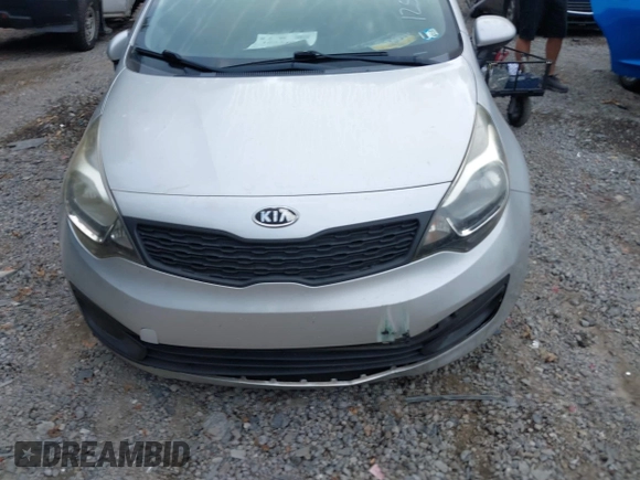 2013 Kia Rio LX z VIN KNADM4A33D6111258, wystawiony jako IAAI lot #39934097 z przebiegiem 53 008 mil mil oraz . Historia ofert i sprzedaży dostępna na DreamBid. Obrazek 16.