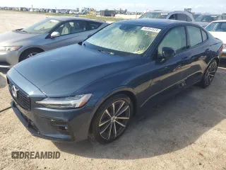 2021 Volvo S60 Momentum with VIN 7JR102FZ4MG112966, listed as a Copart auction lot 80364524 with 0 mi miles and Non Repairable. Bid and sale history available at carsss.com. Image 1.