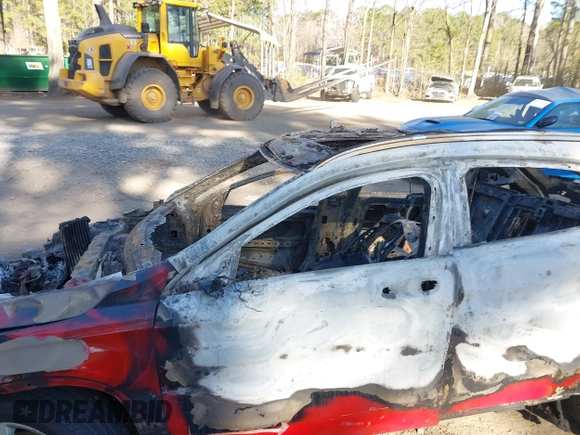 2019 Mercedes-Benz GLA 250 z VIN WDCTG4EB2KU006009, wystawiony jako IAAI lot #41779545 z przebiegiem Nie podano mil oraz . Historia ofert i sprzedaży dostępna na DreamBid. Obrazek 6.