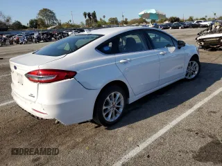 2019 Ford Fusion Hybrid SE with VIN 3FA6P0LU2KR134571, listed as a Copart auction lot 47158143 with 44,674 mi miles. Bid and sale history available at carsss.com. Image 3.