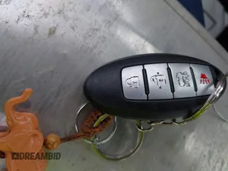 2017 Nissan Maxima S с VIN 1N4AA6APXHC401250, выставлен на аукционе IAAI как лот 42497780 с пробегом 204 665 миль миль и . История ставок и продаж доступна на DreamBid. Изображение 11.