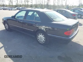 1998 Mercedes-Benz E 320 with VIN WDBJF25F4WA610660, listed as a IAAI auction lot 41671688 with 476,486 mi miles and . Bid and sale history available at DreamBid. Image 3.
