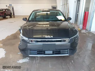 2025 Kia K4 EX with VIN 3KPFU4DE3SE014142, listed as a IAAI auction lot 41132368 with 835 mi miles. Bid and sale history available at carsss.com. Image 12.
