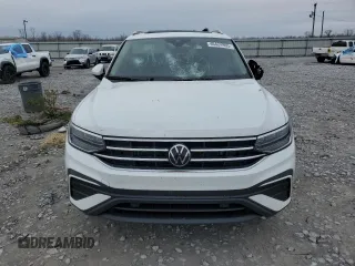 2024 Volkswagen Tiguan SE with VIN 3VVNB7AX8RM013904, listed as a Copart auction lot 46424995 with 13,477 mi miles and Salvage title. Bid and sale history available at DreamBid. Image 5.
