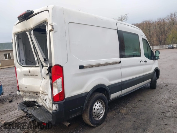 2021 Ford Transit Cargo with VIN 1FTBR2C82MKA29523, listed as a IAAI auction lot 41069336 with 195,397 mi miles and . Bid and sale history available at DreamBid. Image 4.