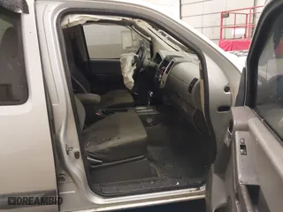 2011 Nissan Xterra Pro-4X with VIN 5N1AN0NW5BC523207, listed as a IAAI auction lot 41485885 with 167,577 mi miles. Bid and sale history available at carsss.com. Image 5.